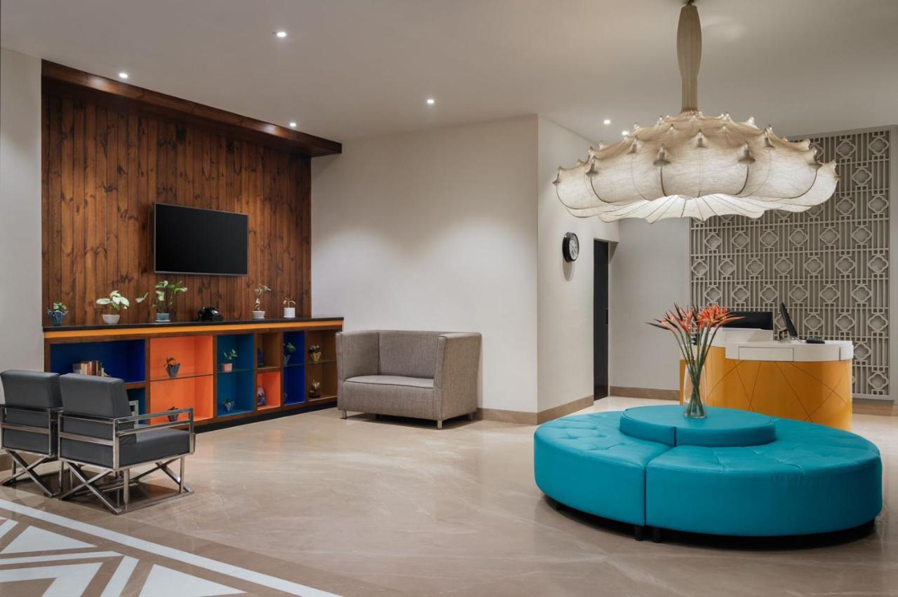 Golden Tulip City Centre Ґурґаон Екстер'єр фото